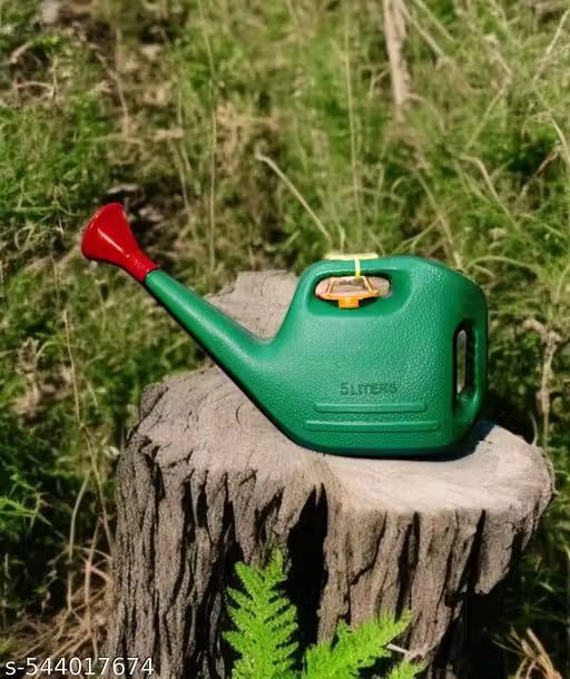 Watering Can with 5 Liters
